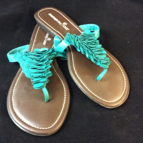 Montego Bay Sandals - Picture 3 of 5